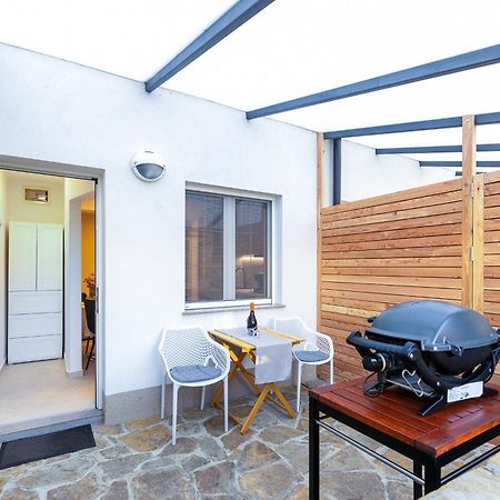Isolana Apartment Izola Exterior photo